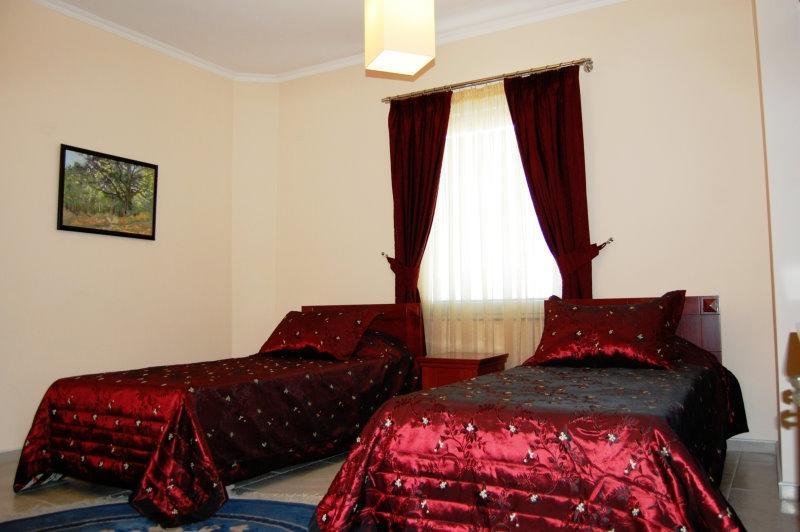 Hotel Luxor Suto Orizari المظهر الخارجي الصورة